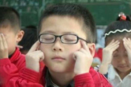 眼睛干涩，按摩这些穴位缓解不适！